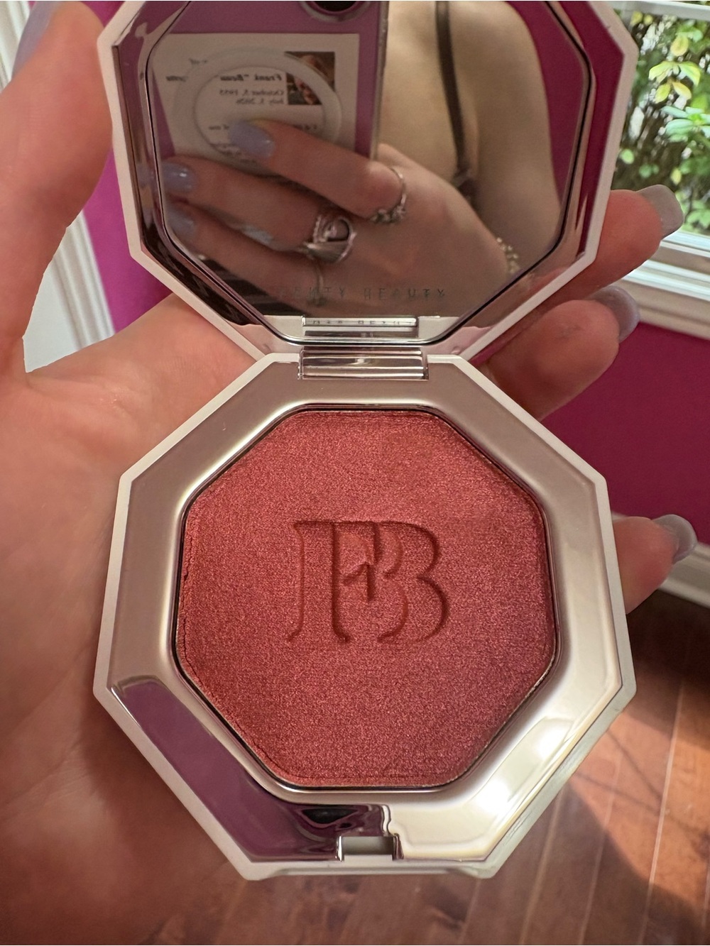 Fenty Beauty Ruby Richez Highlighter